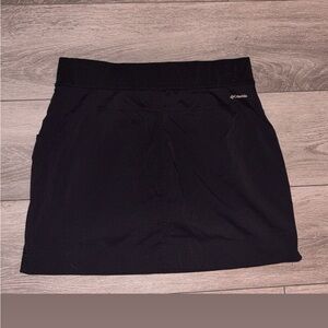 Columbia Women’s Size Large Black Skirt Athletic Hiking Everyday EUC
